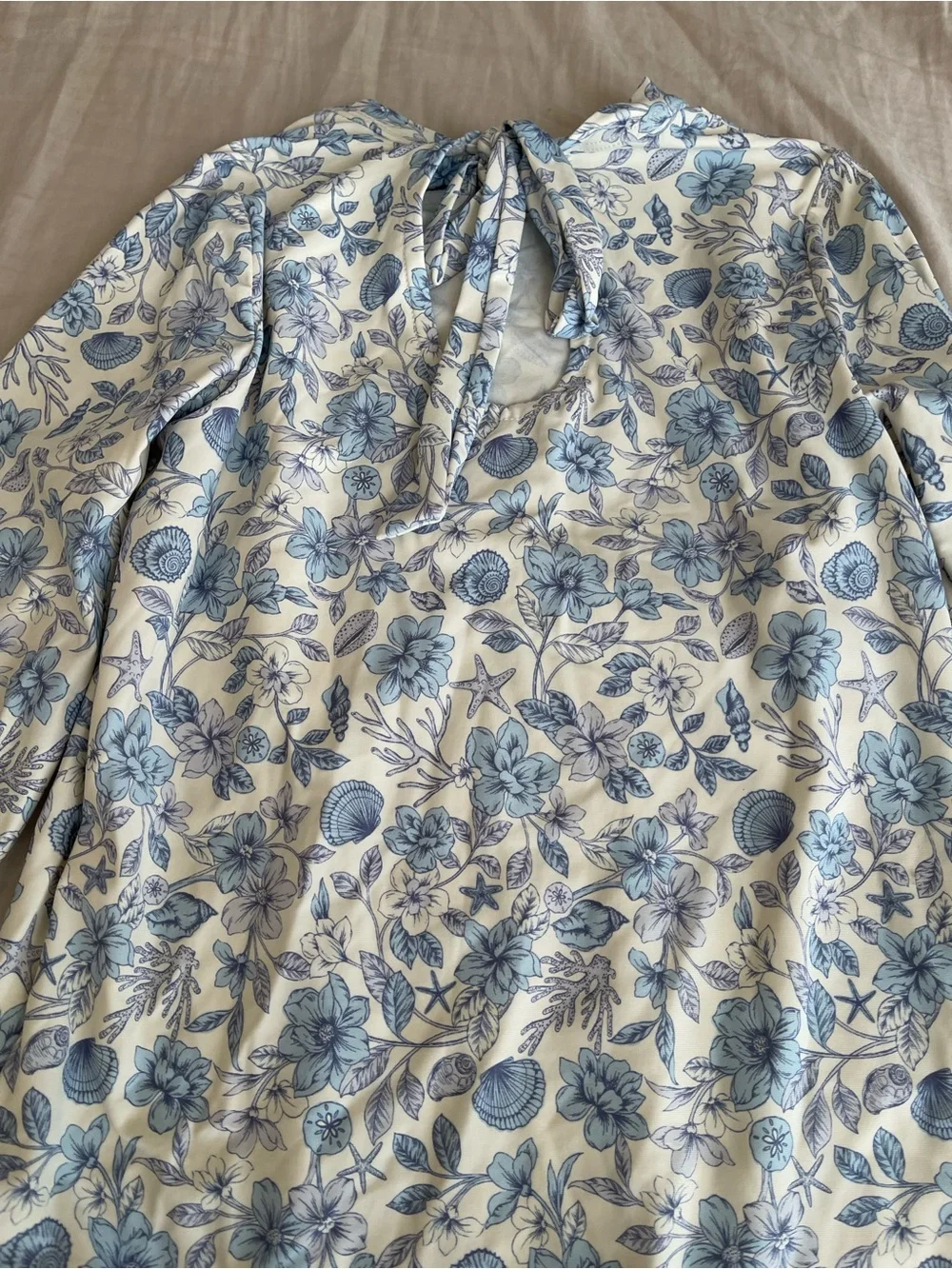N/A long sleeve